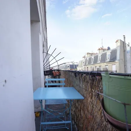 Comfortable Near Montmartre With Balcon *